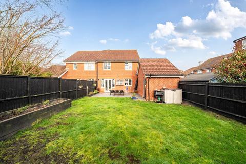 4 bedroom semi-detached house for sale, Bishopswood, Kingsnorth, Ashford TN23 3RD