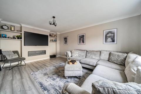 4 bedroom semi-detached house for sale, Bishopswood, Kingsnorth, Ashford TN23 3RD