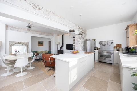 4 bedroom semi-detached house for sale, River Road, Littlehampton, West Sussex