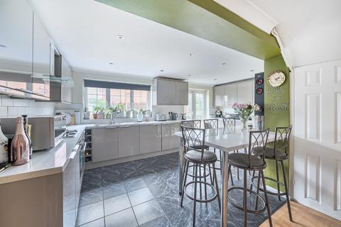 4 bedroom detached house for sale, Admirals Walk, St. Albans, Hertfordshire, AL1