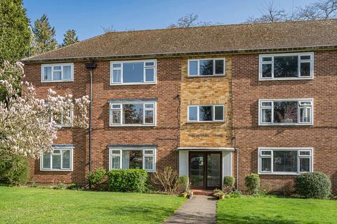 2 bedroom apartment for sale, Christchurch Road, Virginia Water, Surrey, GU25