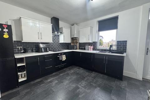 undefined, Reevy Road, BRADFORD