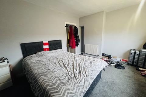 undefined, Reevy Road, BRADFORD