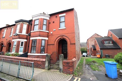 3 bedroom end of terrace house for sale, Corporation Road, Eccles