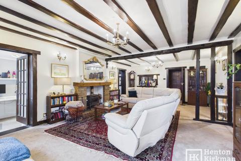 4 bedroom detached house for sale, Tanfield Drive, Billericay