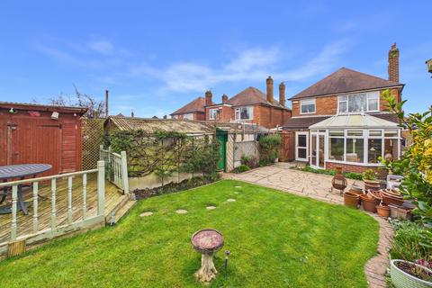 3 bedroom detached house for sale, Lynton Gardens, Arnold, Nottingham
