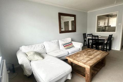 2 bedroom apartment to rent, Radcliffe Square, Putney, London, SW15