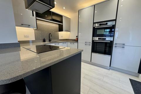 undefined, Bryn Moryd, Valley, Anglesey, LL65