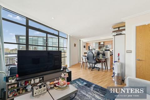 undefined, Point Wharf Lane, Brentford