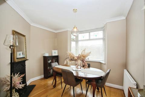 3 bedroom semi-detached house for sale, Fernlea, Newport, NP11