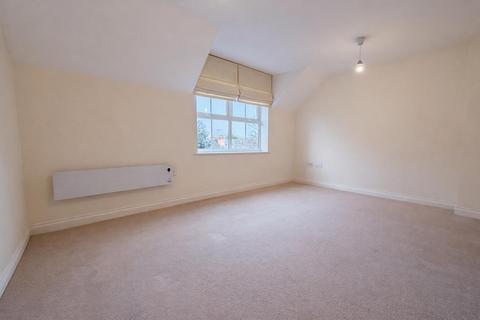 undefined, Romani Close, Warwick