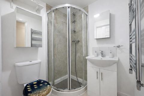 1 bedroom flat to rent, Farm Close, Middlesex UB1