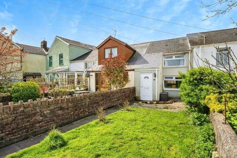 2 bedroom semi-detached house to rent, Pen-yr-Heol, Pen-y-Fai, Bridgend