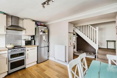 2 bedroom semi-detached house to rent, Pen-yr-Heol, Pen-y-Fai, Bridgend