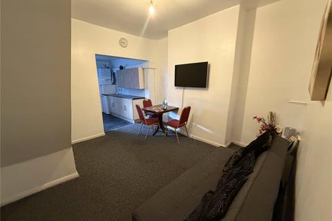 3 bedroom terraced house to rent, Bakewell Street, Gorton M18