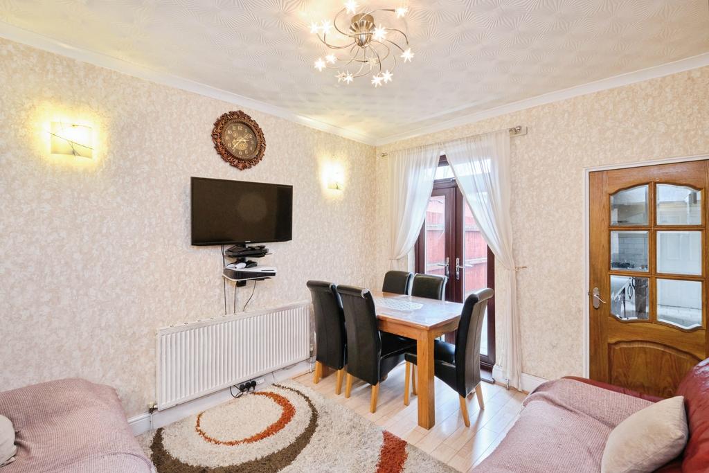Living / Dining Room