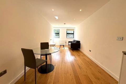 1 bedroom apartment to rent, Rockingham Road, Uxbridge UB8