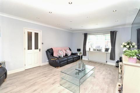3 bedroom semi-detached house for sale, Oddesey Road, Borehamwood