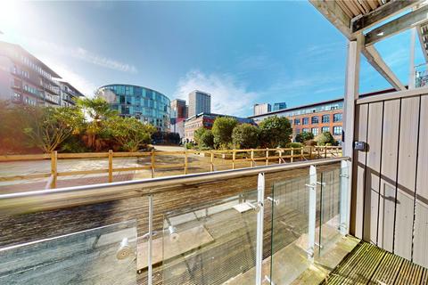 undefined, Manchester M4