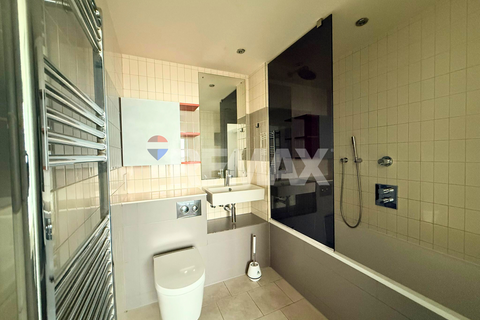3 bedroom apartment to rent, Tidal Basin Road, London E16