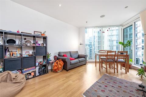 2 bedroom flat to rent, Kingfisher House, Juniper Drive, SW18