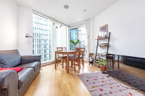 2 bedroom flat to rent, Kingfisher House, Juniper Drive, SW18