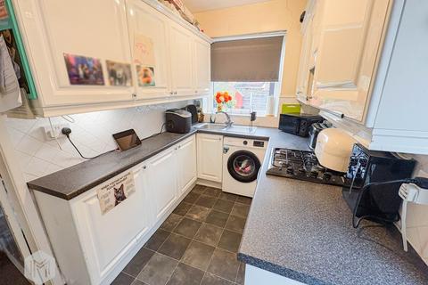 3 bedroom semi-detached house for sale, Colling Close, Irlam, Manchester, Greater Manchester, M44 6BY