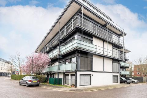 Victoria Villas, Richmond, TW9