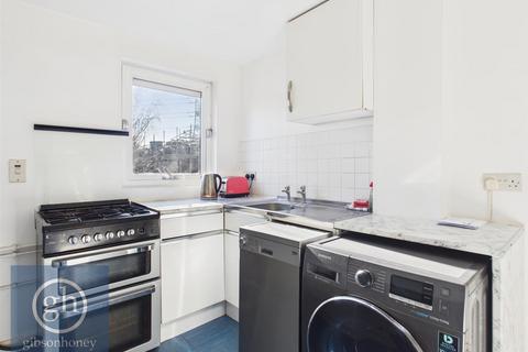 1 bedroom apartment to rent, Hilton Close, Uxbridge UB8