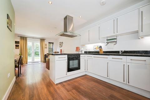 1 bedroom ground floor flat for sale, Bassett Avenue, Southampton