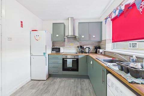 2 bedroom flat for sale, Vale Road, Lancaster