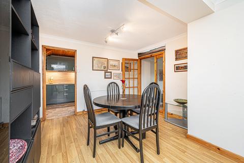 undefined, 11 Garden Place, Cairneyhill, KY12 8XA