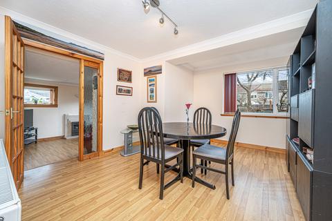 undefined, 11 Garden Place, Cairneyhill, KY12 8XA