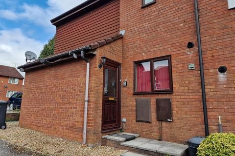 1 bedroom house to rent, Herblay Close, YEOVIL