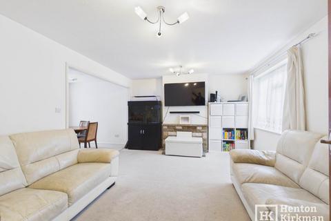 4 bedroom semi-detached house for sale, Mercer Road, Billericay