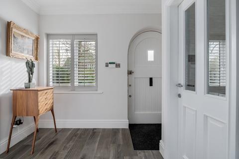 undefined, Elmsway, Hale Barns, WA15