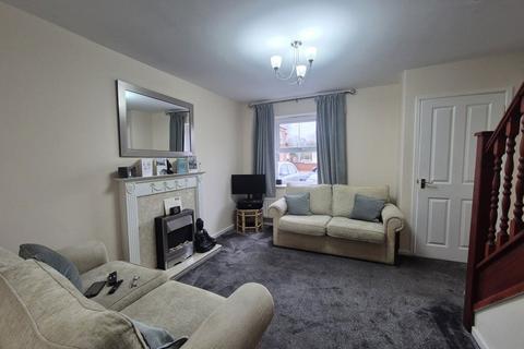 2 bedroom semi-detached house to rent, Larksfield Mews, Brierley Hill