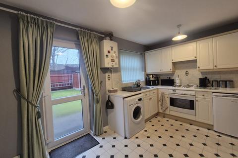 2 bedroom semi-detached house to rent, Larksfield Mews, Brierley Hill