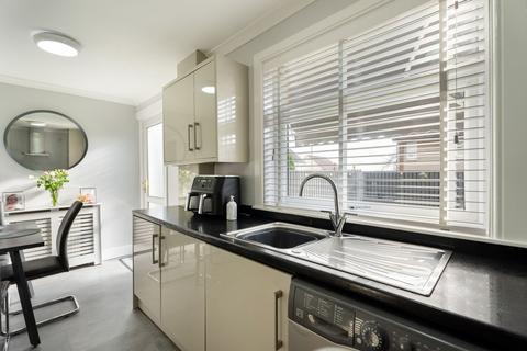3 bedroom terraced house for sale, Crombie Gardens, Glasgow G69