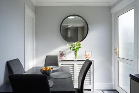 3 bedroom terraced house for sale, Crombie Gardens, Glasgow G69