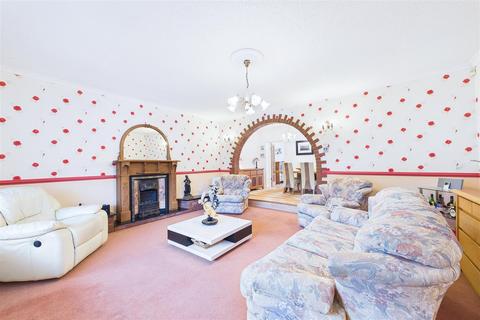 4 bedroom detached house for sale, Highly sought-after Swiss Valley setting in Clevedon