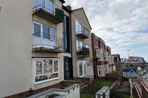 2 bedroom flat for sale, Warbreck Hill Road, Blackpool FY2