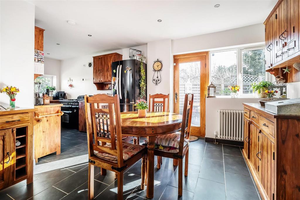 16-West-Farm-Close-22.jpg