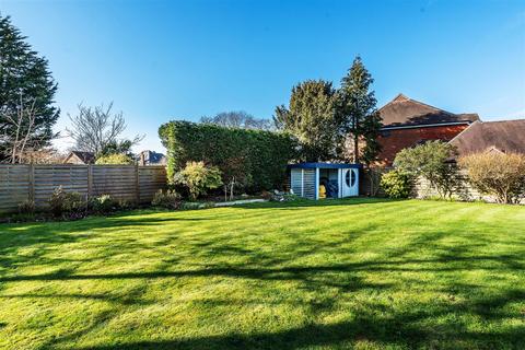 undefined, WEST FARM CLOSE, ASHTEAD, KT21