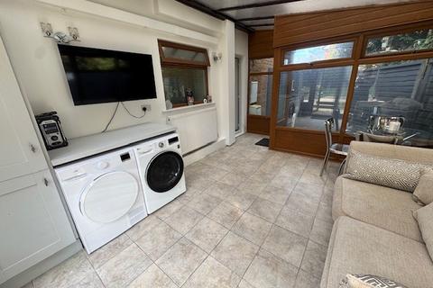 undefined, Rolan Drive, Solihull, B90