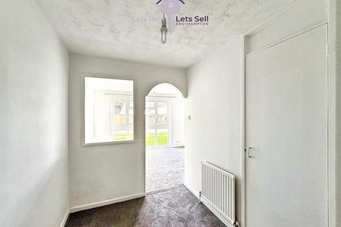 undefined, Elizabeth House, SO40