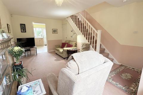 2 bedroom end of terrace house for sale, Iris Drive, Birmingham B14