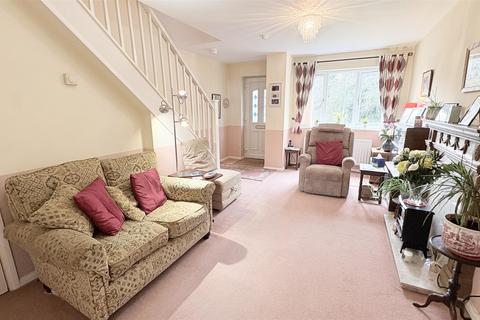 2 bedroom end of terrace house for sale, Iris Drive, Birmingham B14