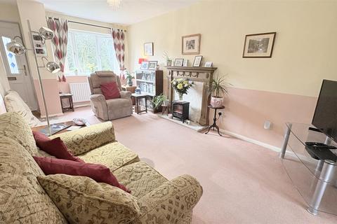 2 bedroom end of terrace house for sale, Iris Drive, Birmingham B14
