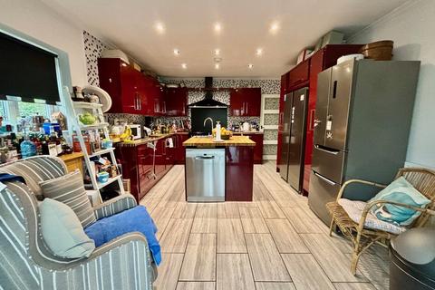 3 bedroom detached bungalow for sale,  Barnhorn Road, Bexhill on Sea TN39